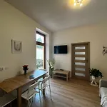 Debniki Nest דירה