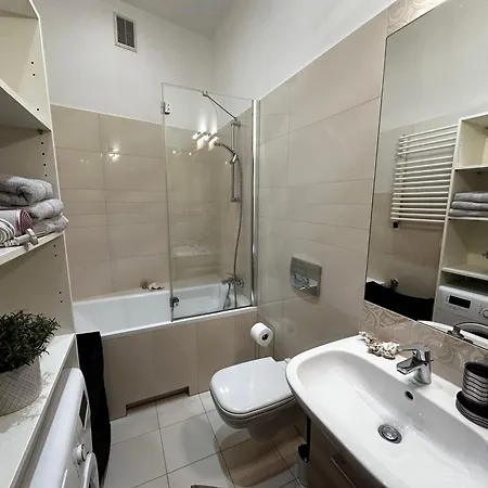 Apartamento Debniki Nest Cracóvia